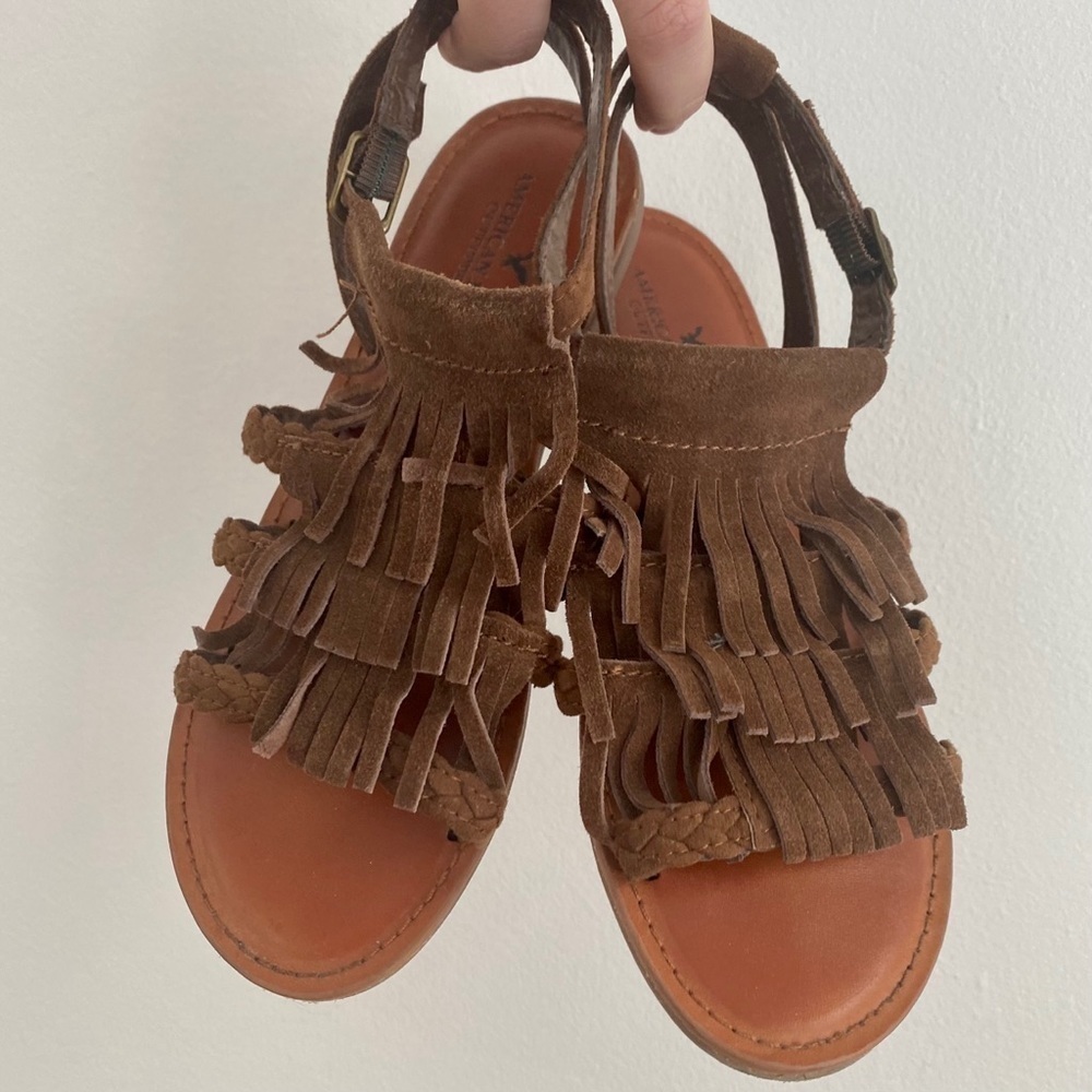 American Eagle Brown Suede Fringe Sandals | Boho/Western Style | Brass Buckle - Picture 4 of 9